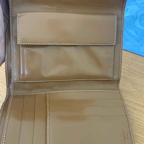 Prada Wallet - Picture 3 of 4